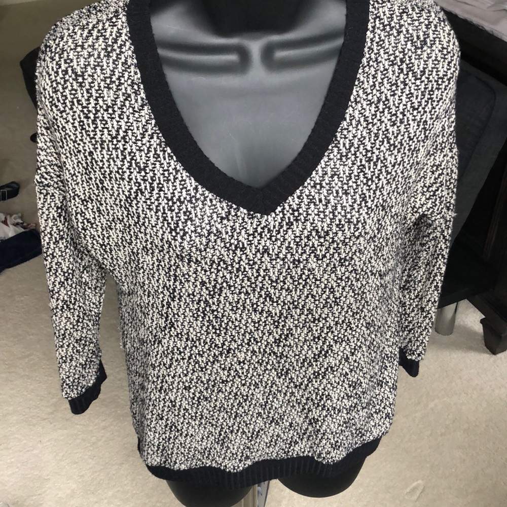 Harlow and graham light sweater